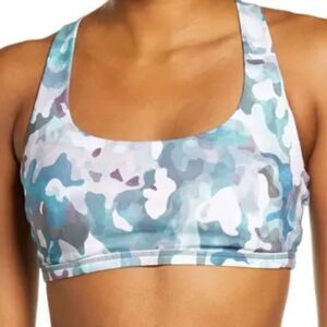 SPANX WOMEN’S NWT PRINTED LOW IMPACT SPORTS BRA SIZE XTRA SMALL REMOVABLE PADS